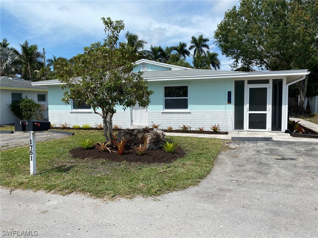 1751 Smugglers Cove Naples FL 34112 223022257 image1