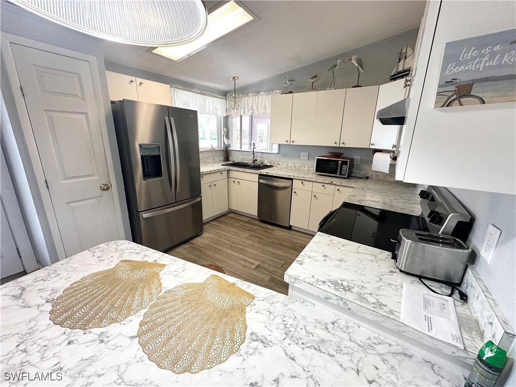 17511 Bryan Court Fort Myers Beach FL 33931 225069029 image7