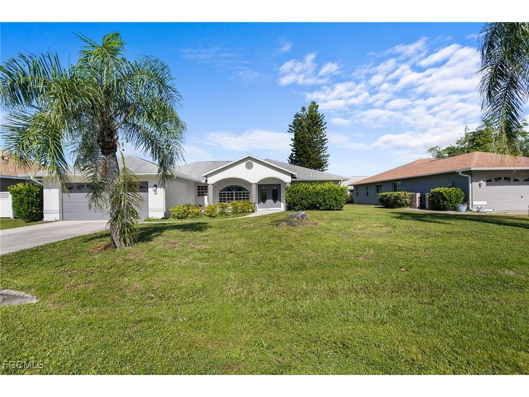 17511 Caloosa Trace Circle Fort Myers FL 33967 2025000235 image1