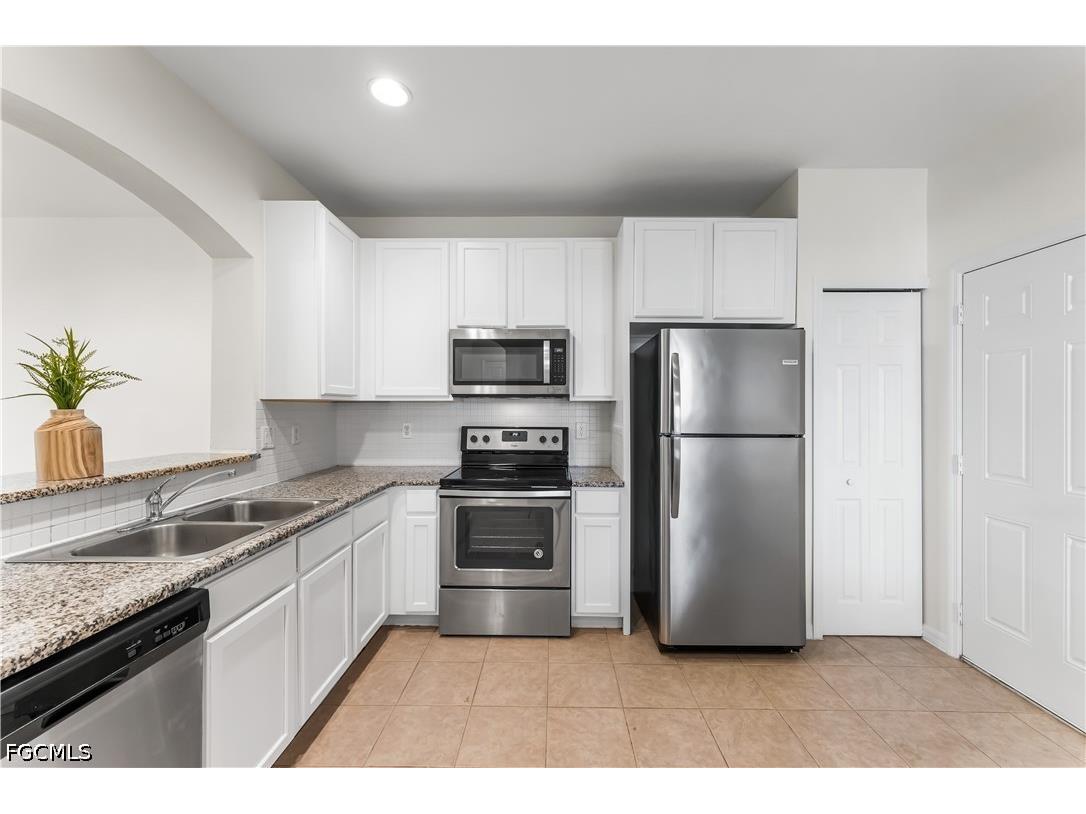 17513 Cherry Ridge Lane Fort Myers FL 33967 2026024875 image4