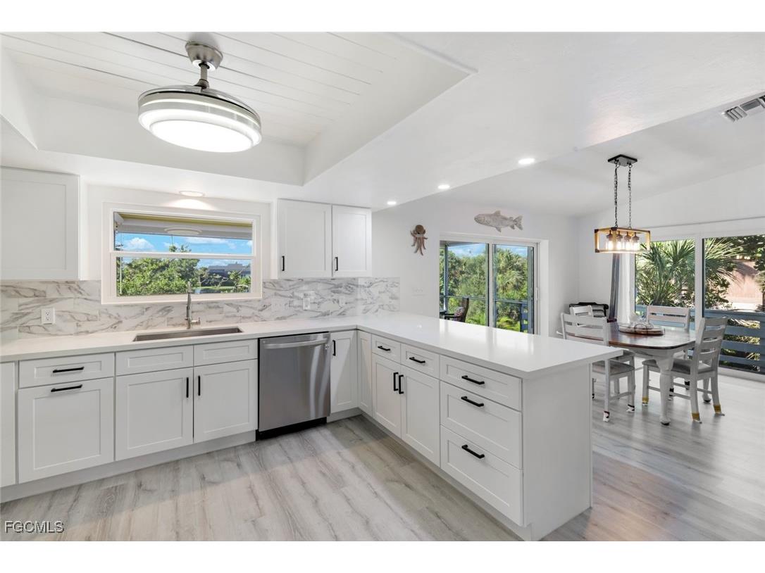 1752 Serenity Lane Sanibel FL 33957 2025010966 image12