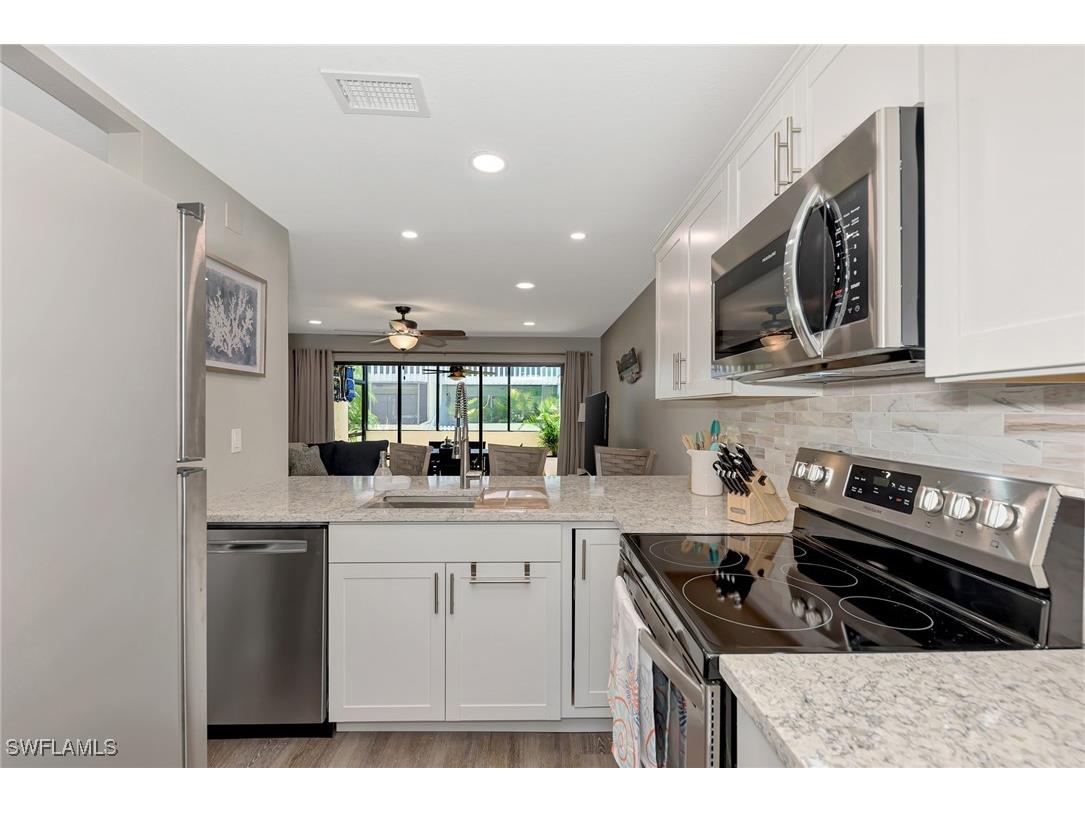 1752 Stickney Point Road #102 Sarasota FL 34231 225058571 image26