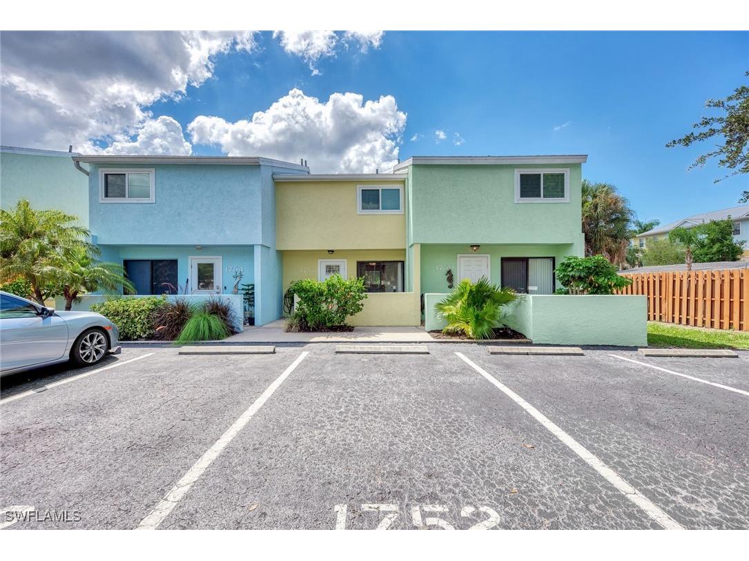 1752 Stickney Point Road #102 Sarasota FL 34231 225058571 image4