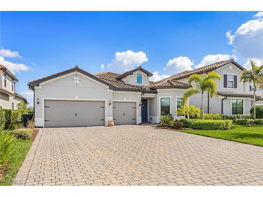 17526 Elkgrove Lane Estero FL 33928 2026008686 image3