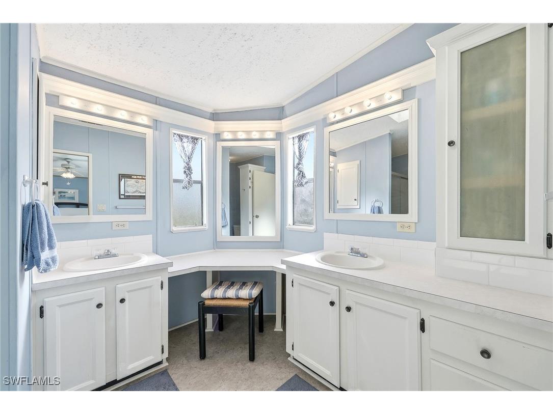 1753 Beverly Drive Naples FL 34114 226002216 image10