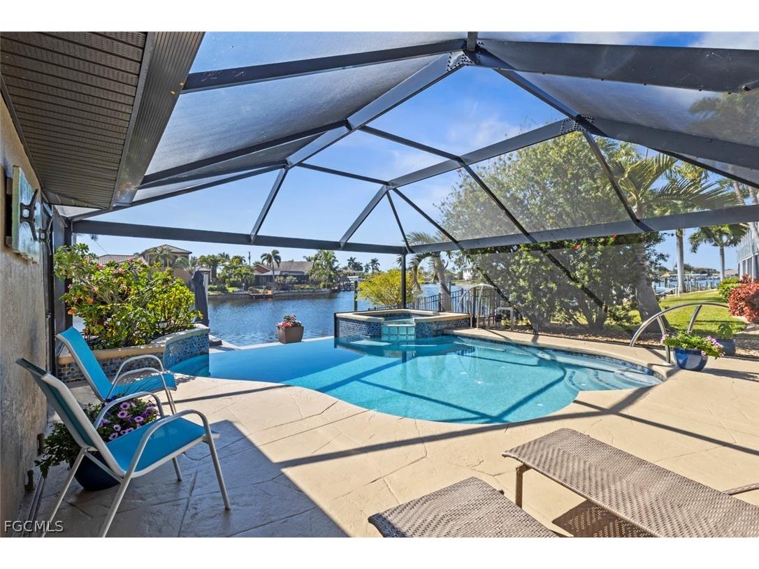 1754 Beach Parkway Cape Coral FL 33904 2026007697 image2