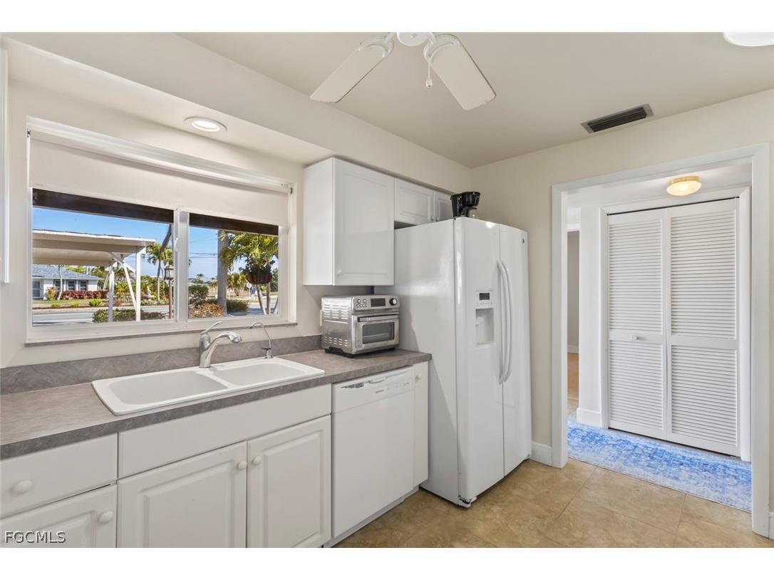 1754 Beach Parkway Cape Coral FL 33904 2026007697 image38