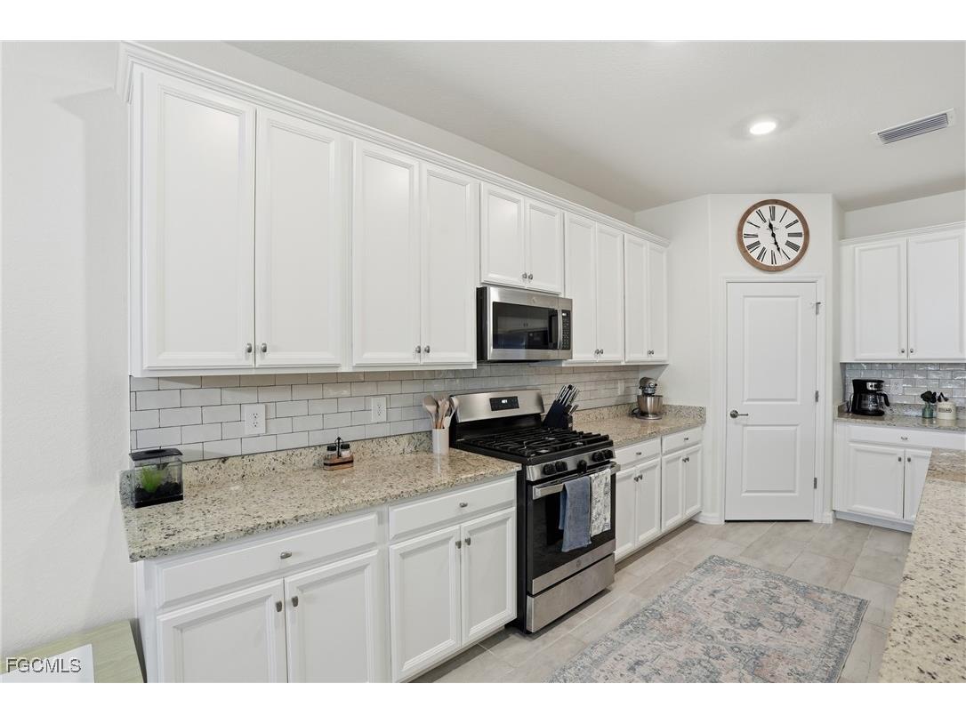 17541 Palmetto Pass Lane Punta Gorda FL 33982 2026002517 image13