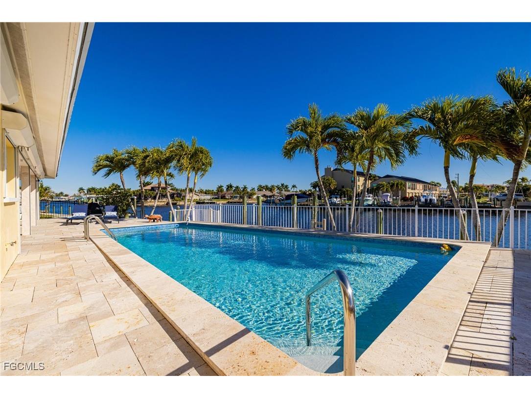 1755 SE 40th Terrace Cape Coral FL 33904 2026003313 image2