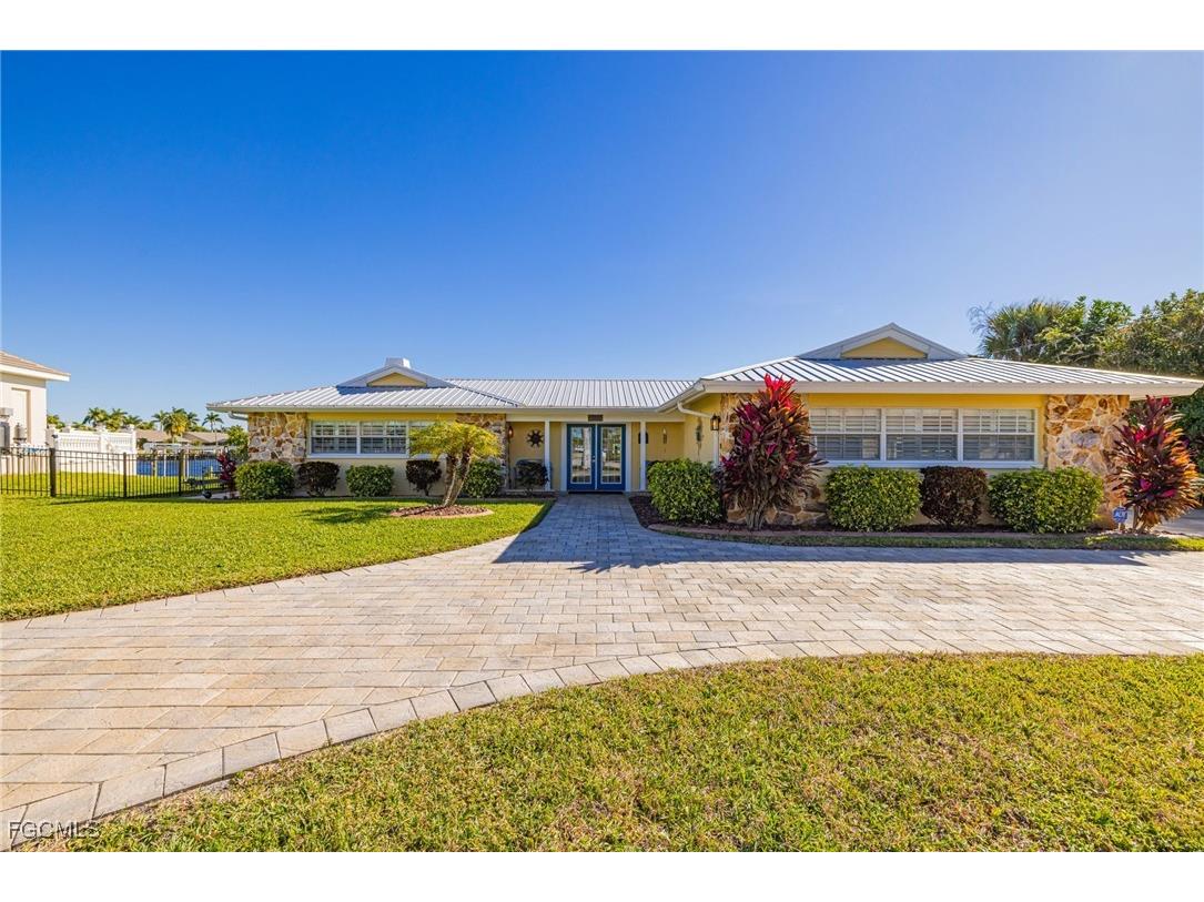 1755 SE 40th Terrace Cape Coral FL 33904 2026003313 image35