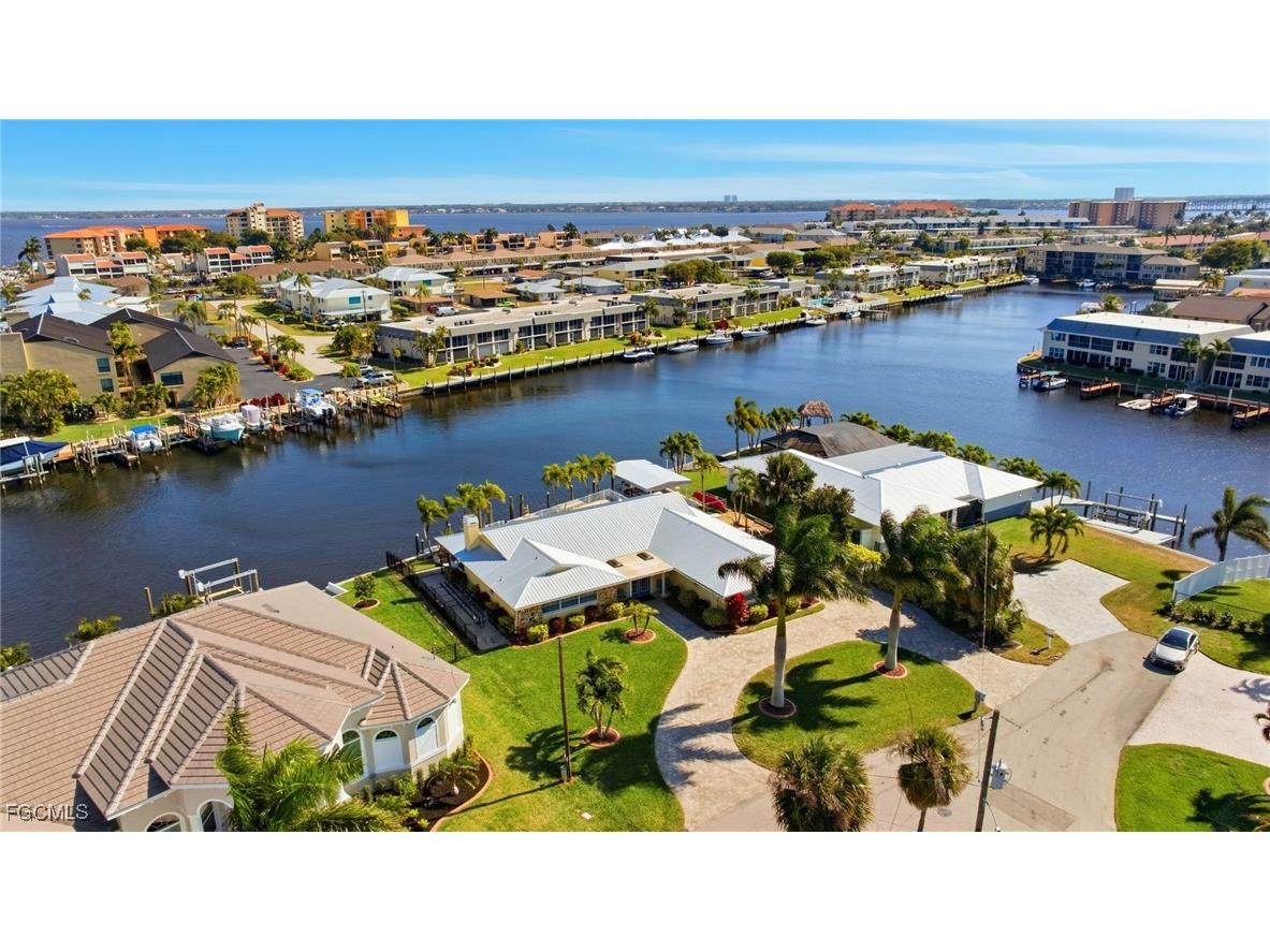 1755 SE 40th Terrace Cape Coral FL 33904 2026003313 image38