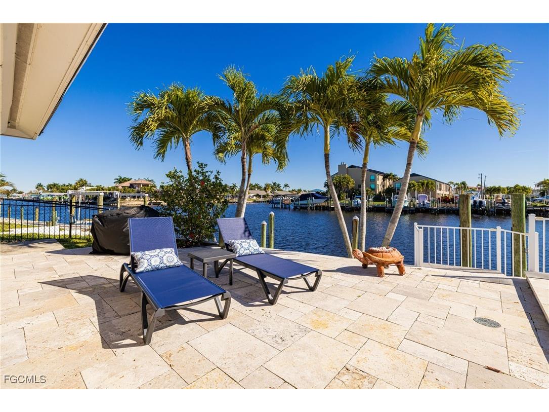 1755 SE 40th Terrace Cape Coral FL 33904 2026003313 image5