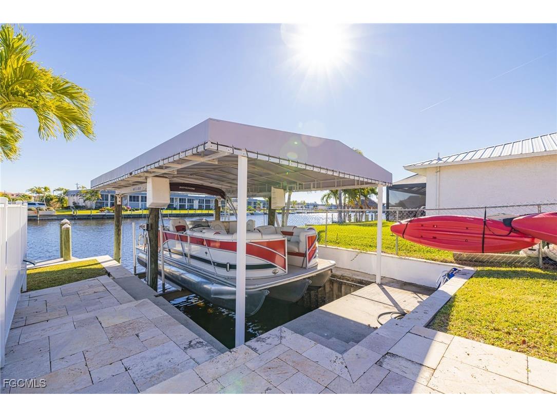 1755 SE 40th Terrace Cape Coral FL 33904 2026003313 image6