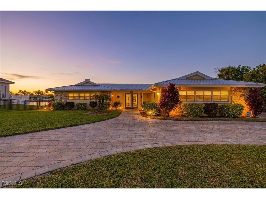 1755 SE 40th Terrace Cape Coral FL 33904 2026003313 image7