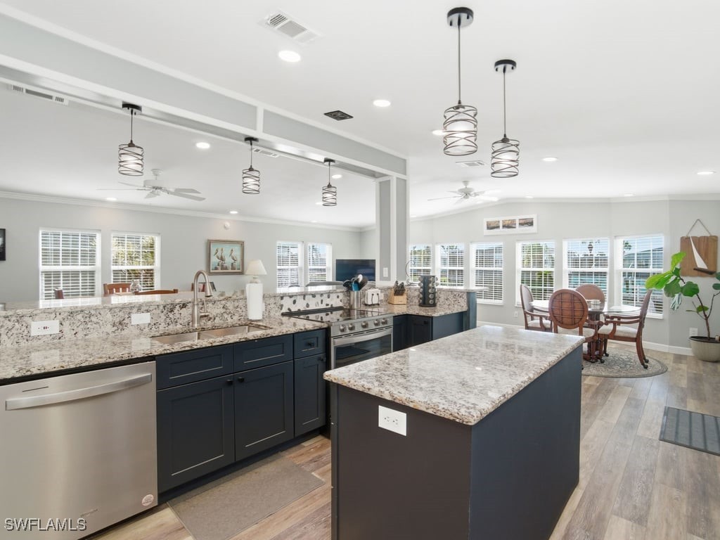 17550 Canal Cove Court Fort Myers Beach FL 33931 225076840 image3