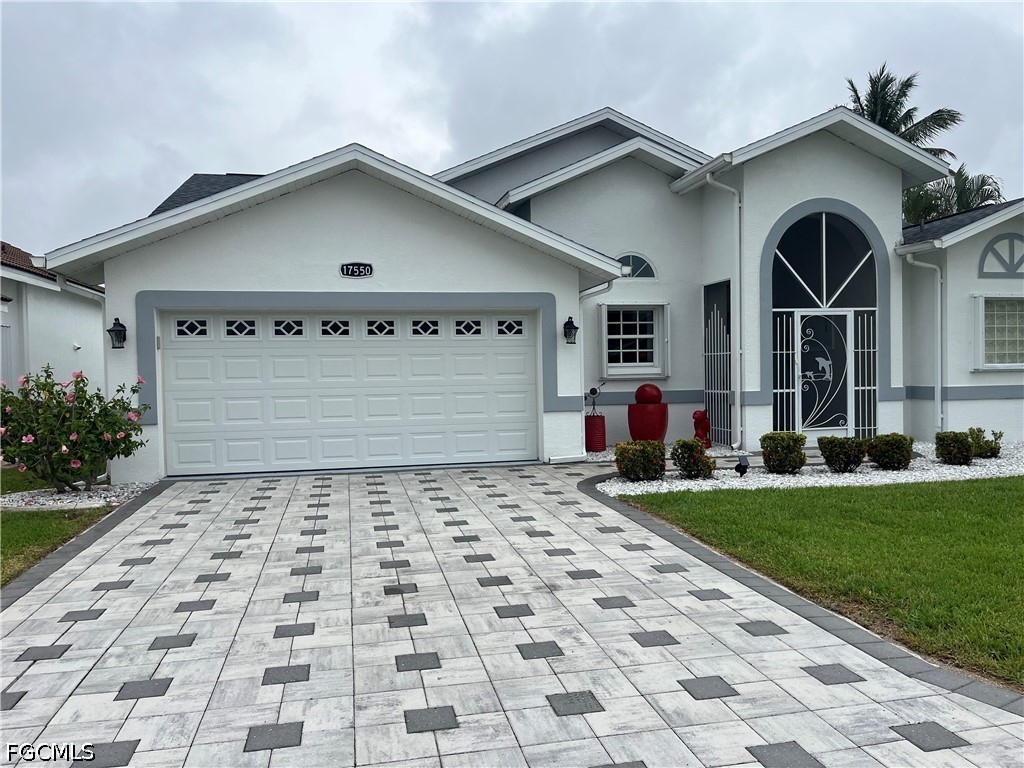 17550 Fan Palm Court North Fort Myers FL 33917 2026020100 image1