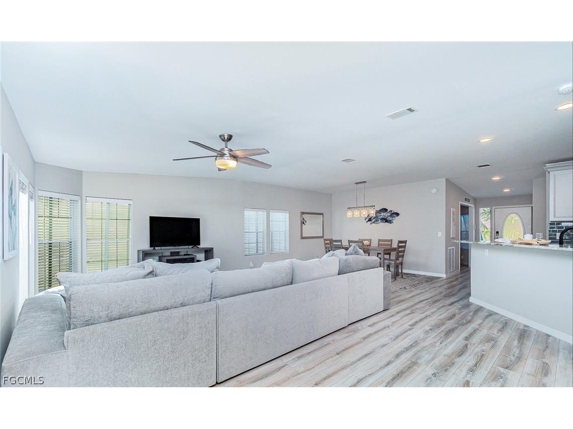 17561 Canal Cove Court Fort Myers Beach FL 33931 2026008561 image13