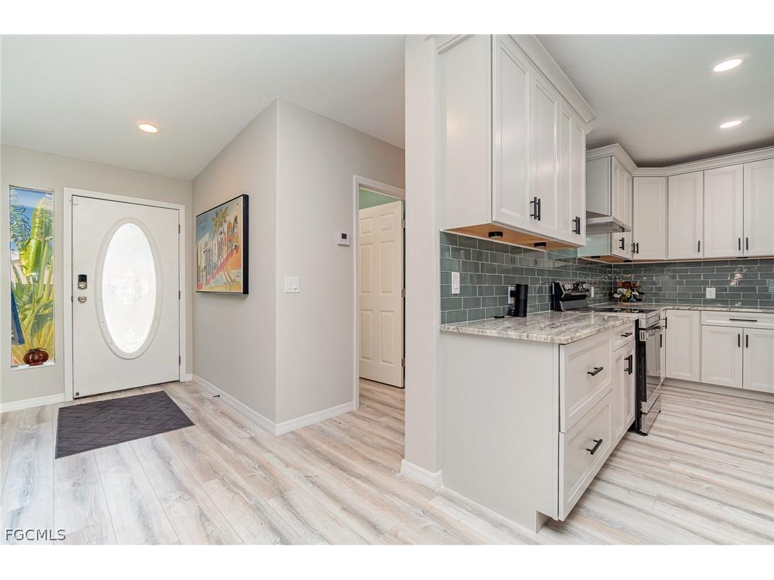 17561 Canal Cove Court Fort Myers Beach FL 33931 2026008561 image3
