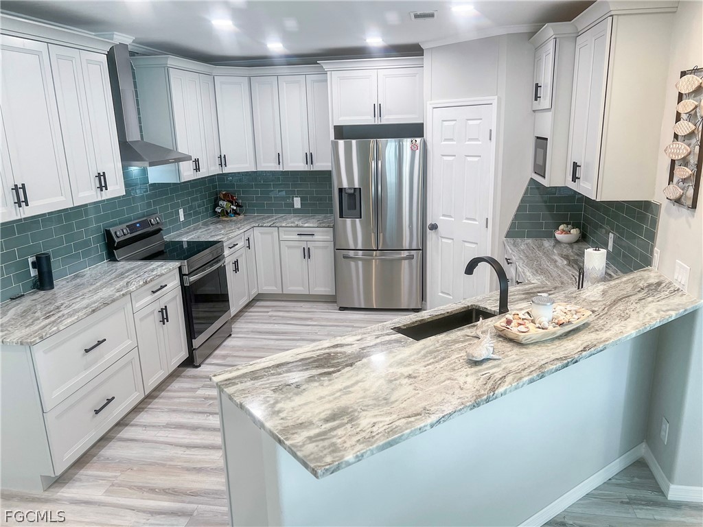 17561 Canal Cove Court Fort Myers Beach FL 33931 2026008561 image4