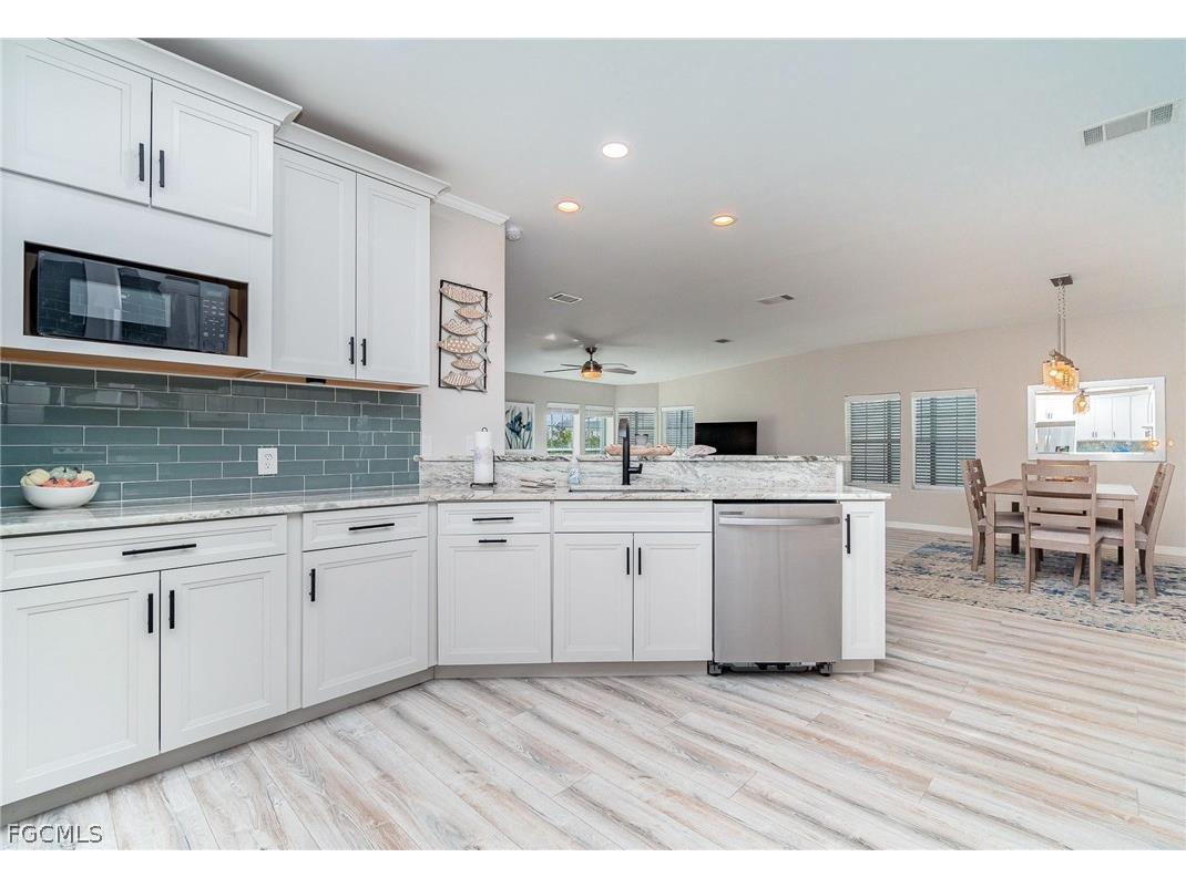 17561 Canal Cove Court Fort Myers Beach FL 33931 2026008561 image7