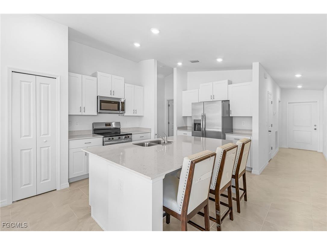 17561 Monte Isola Way North Fort Myers FL 33917 2026005301 image5