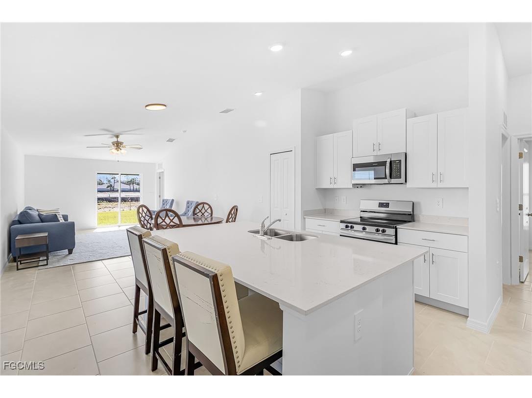 17561 Monte Isola Way North Fort Myers FL 33917 2026005301 image6