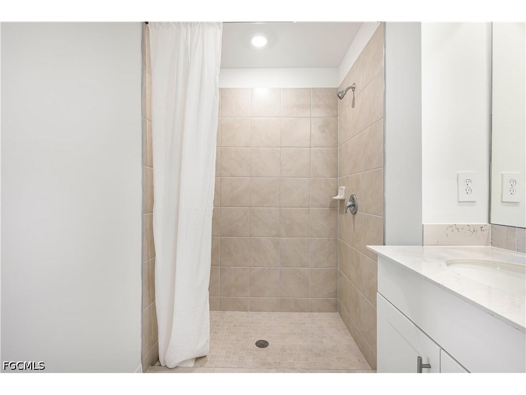 17561 Monte Isola Way North Fort Myers FL 33917 2026025170 image12