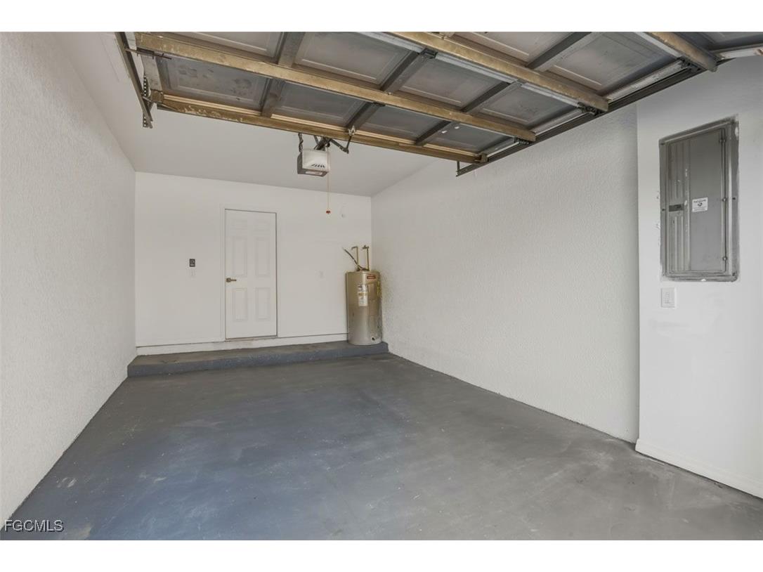 17568 Brickstone Loop Fort Myers FL 33967 2025012614 image32