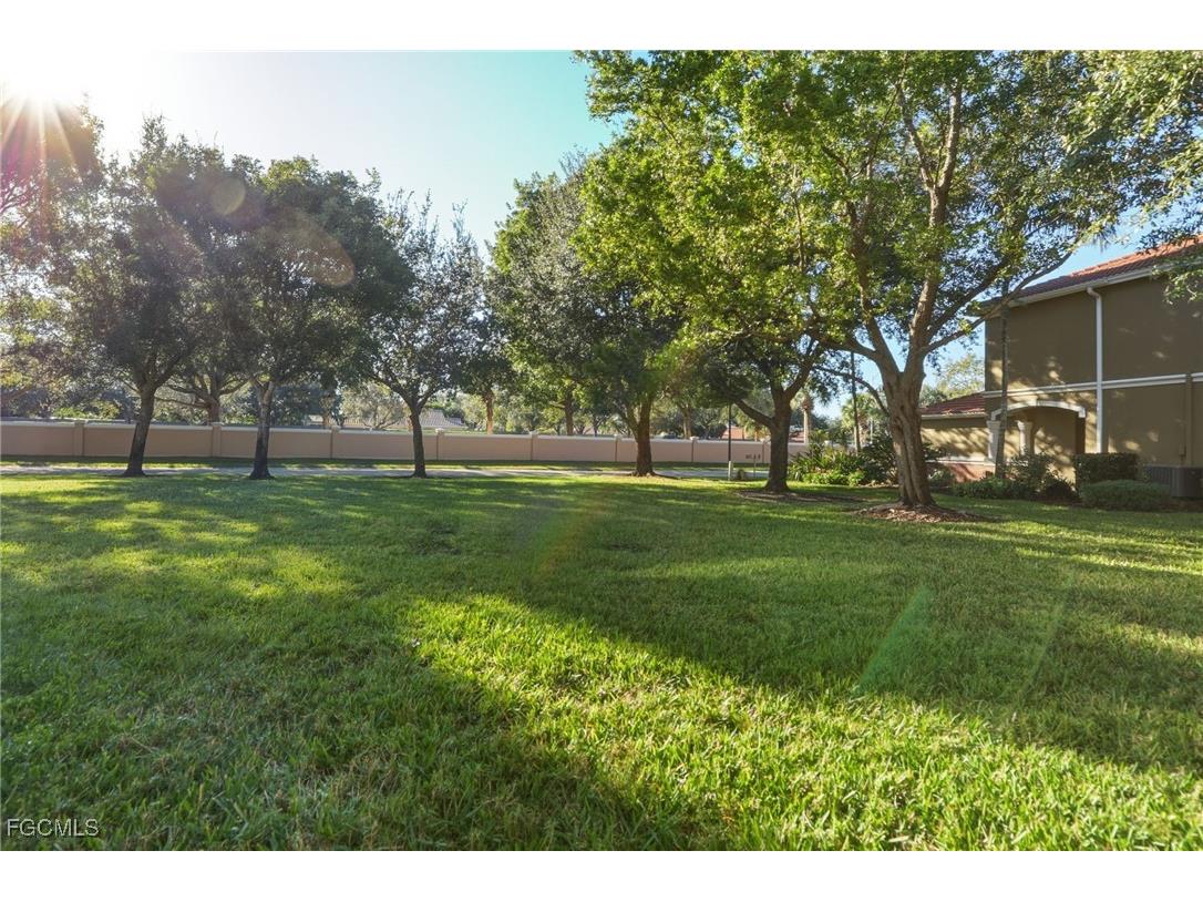 17568 Brickstone Loop Fort Myers FL 33967 2025012614 image33