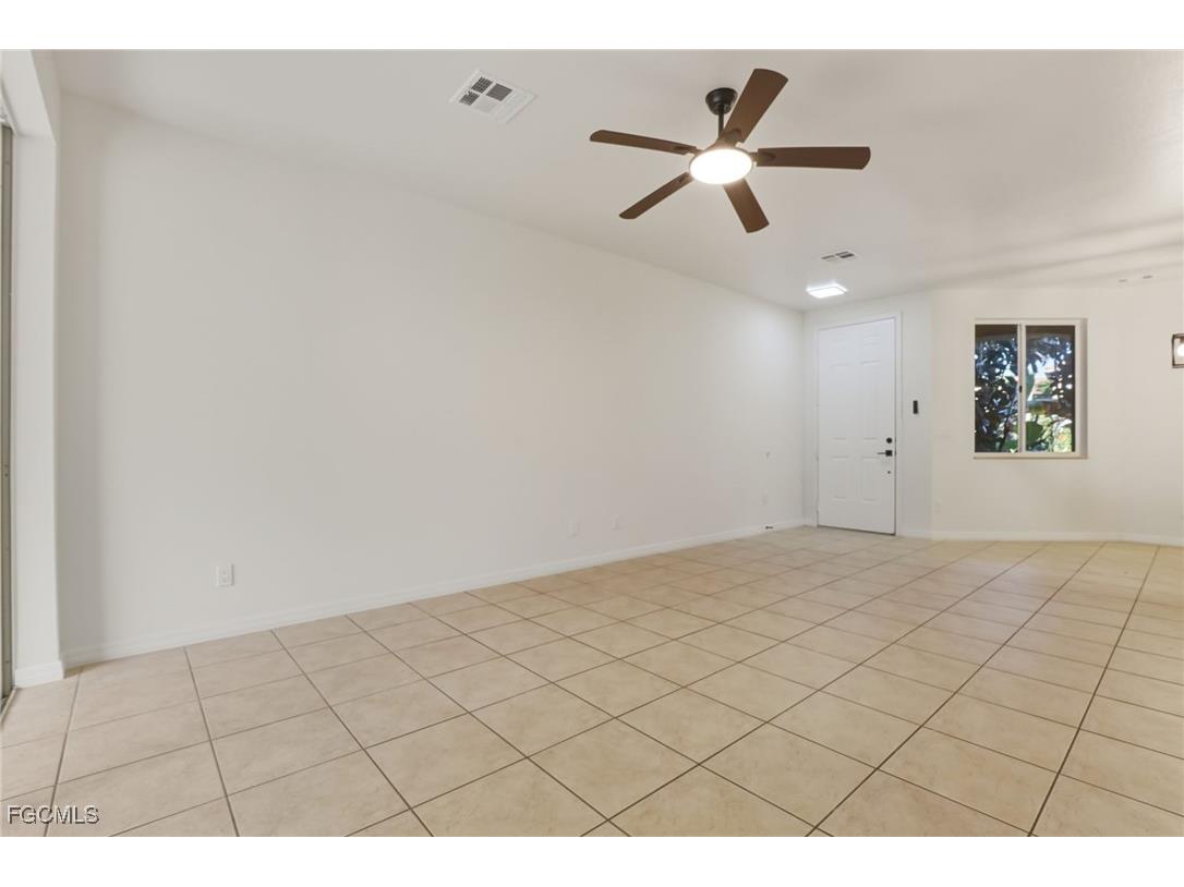 17568 Brickstone Loop Fort Myers FL 33967 2025012614 image7