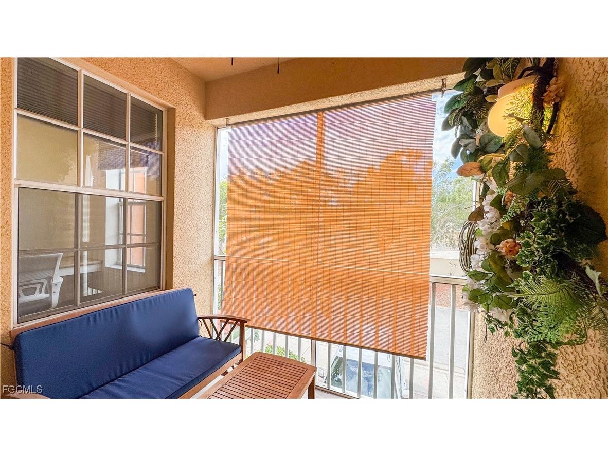 1757 Concordia Lake Circle #3408 Cape Coral FL 33909 2026003902 image4