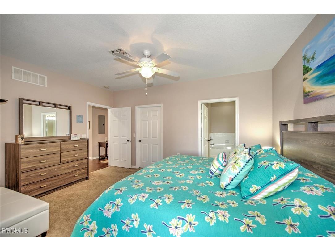 1757 Concordia Lake Circle #3410 Cape Coral FL 33909 2025009485 image19