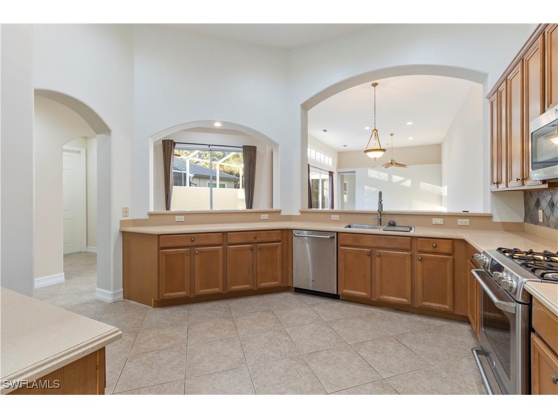 1757 Tarpon Bay Drive S #57 Naples FL 34119 225052442 image9