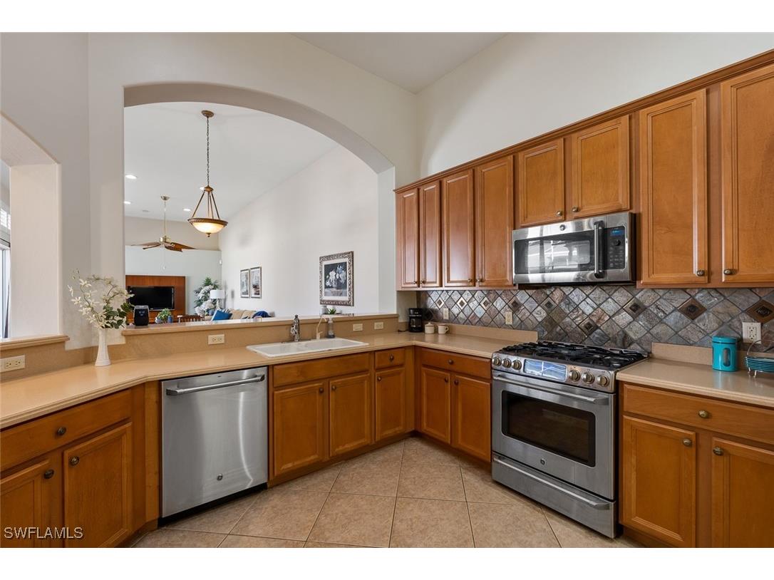 1757 Tarpon Bay Drive S #57 Naples FL 34119 225052637 image8