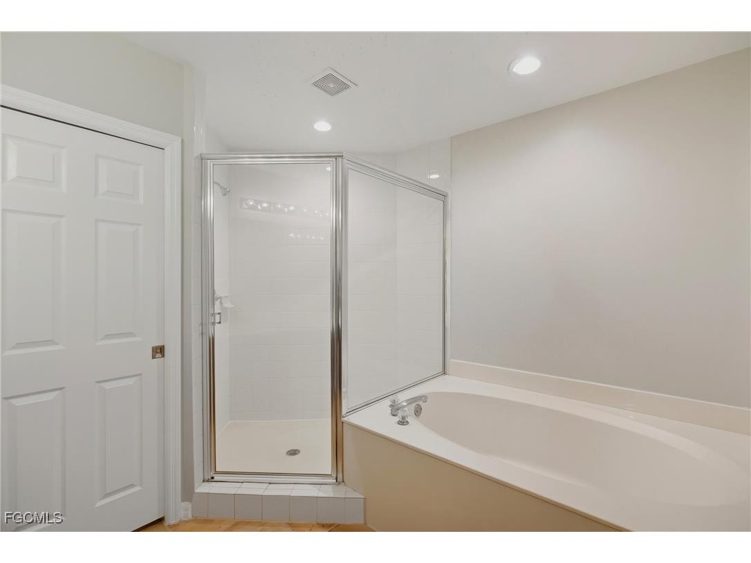 17577 Cherry Ridge Lane Fort Myers FL 33967 2025013804 image33