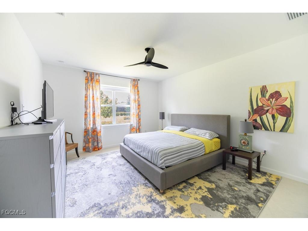 17578 Winding Oak Lane North Fort Myers FL 33917 2025014021 image2