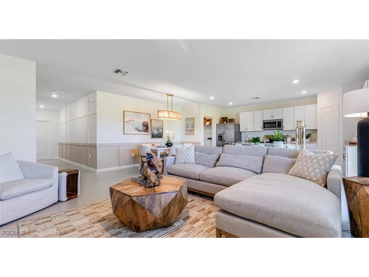 17580 Monte Isola Way North Fort Myers FL 33917 2025015431 image7