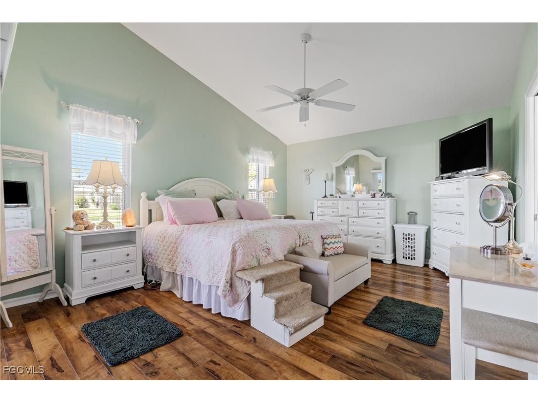 17581 Coconut Palm Court North Fort Myers FL 33917 2025019940 image26