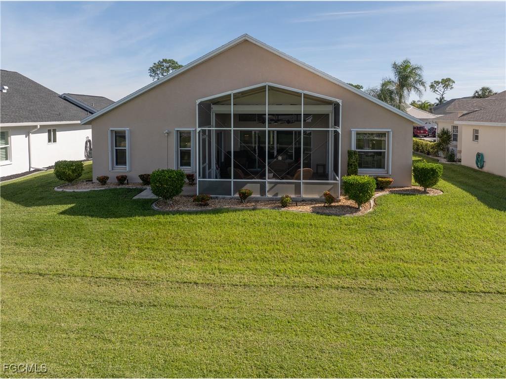 17581 Coconut Palm Court North Fort Myers FL 33917 2025019940 image6