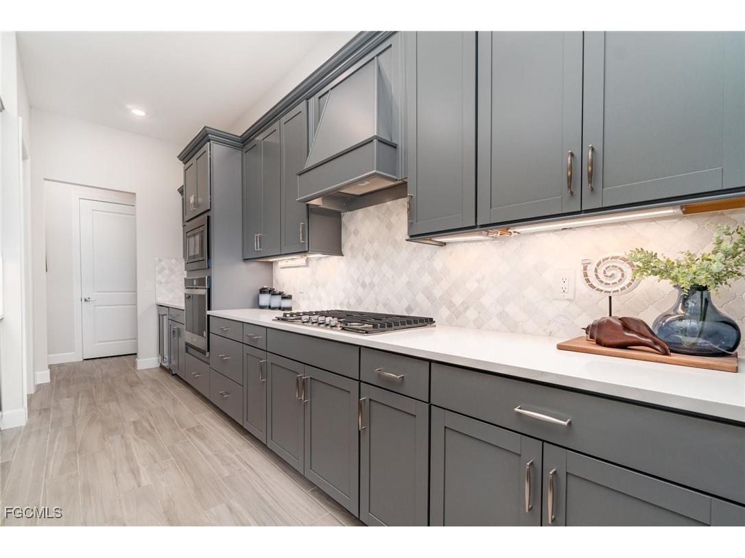 17583 Winding Oak Lane North Fort Myers FL 33917 2025007982 image7