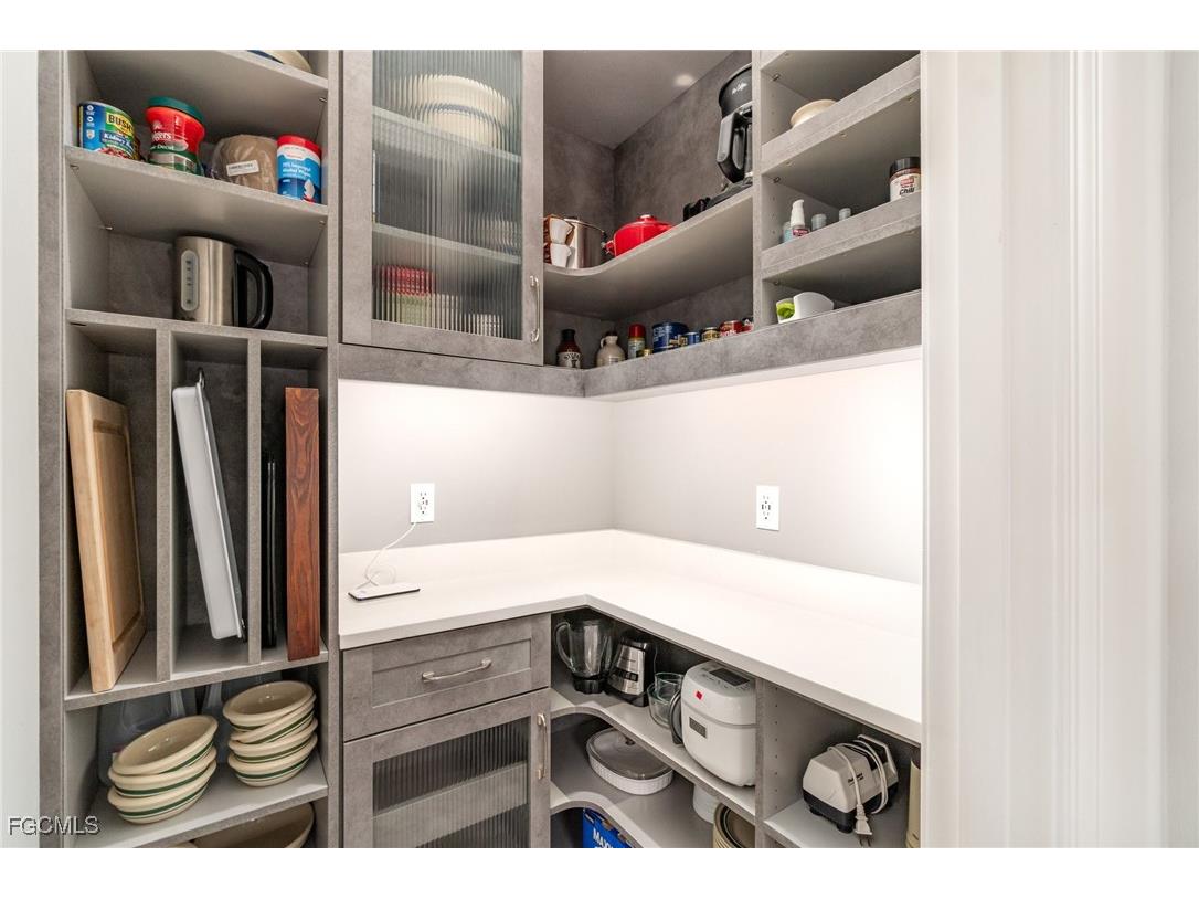 17583 Winding Oak Lane North Fort Myers FL 33917 2025007982 image9