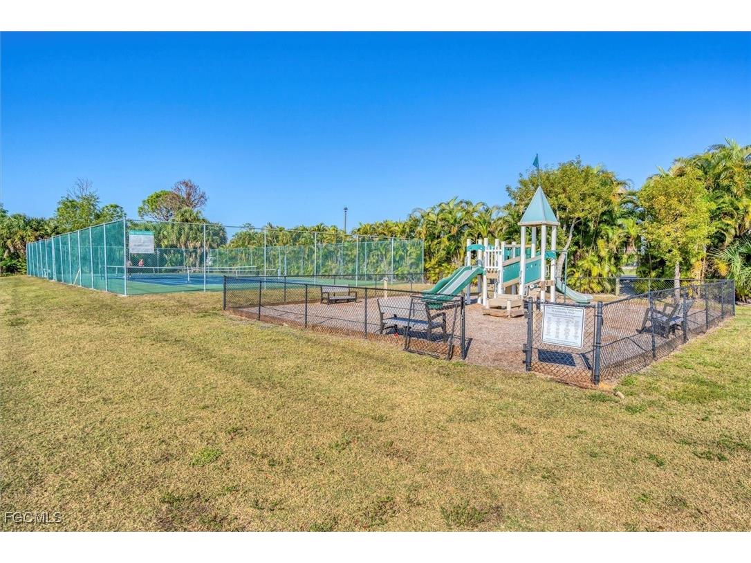 17585 Blackfriar Drive Fort Myers FL 33908 2025018655 image30