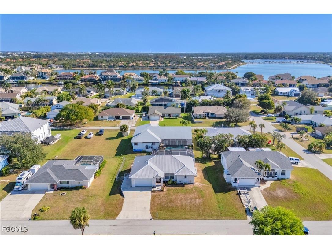 17585 Blackfriar Drive Fort Myers FL 33908 2025018655 image35