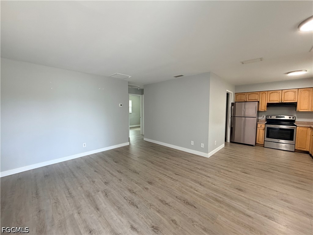 1759 Aquarius Court Fort Myers FL 33916 2026024866 image3