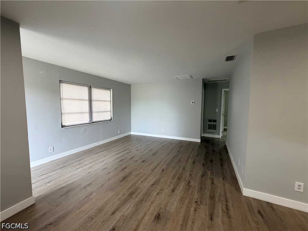 1759 Aquarius Court Fort Myers FL 33916 2026024866 image5