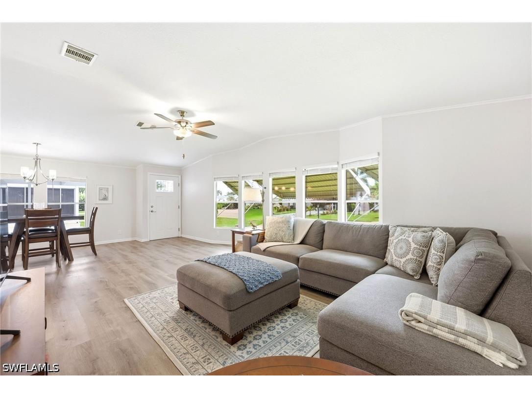 1759 Beverly Drive Naples FL 34114 226022989 image5