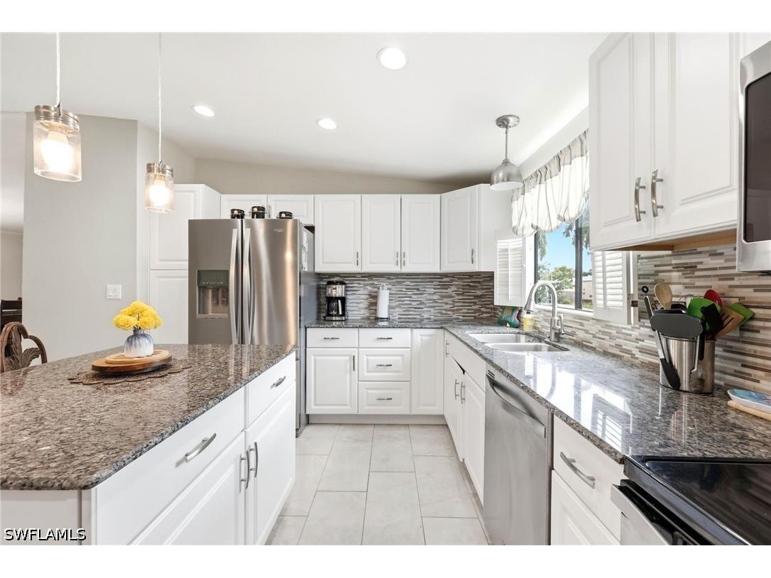1759 Beverly Drive Naples FL 34114 226022989 image9