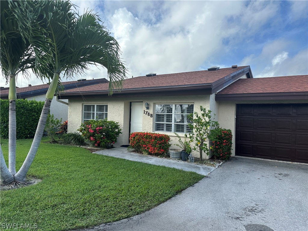 176 Cypress Way E #1B Naples FL 34110 224049609 image1