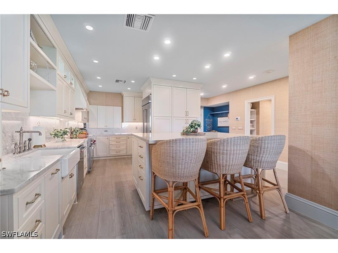176 S Collier Boulevard #101 Marco Island FL 34145 226021305 image4