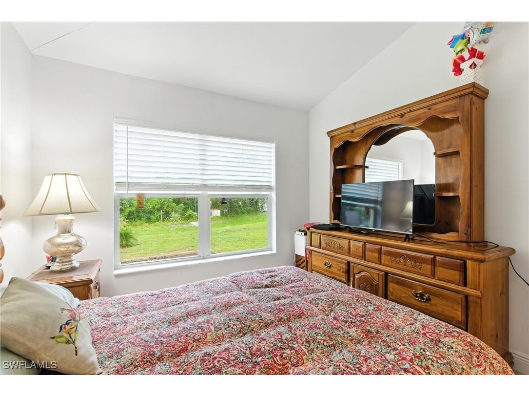 176 Venus Cay Naples FL 34114 225065001 image32